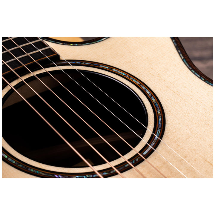 Taylor 912ce Builder's Edition Acoustic-Electric Guitar, Natural