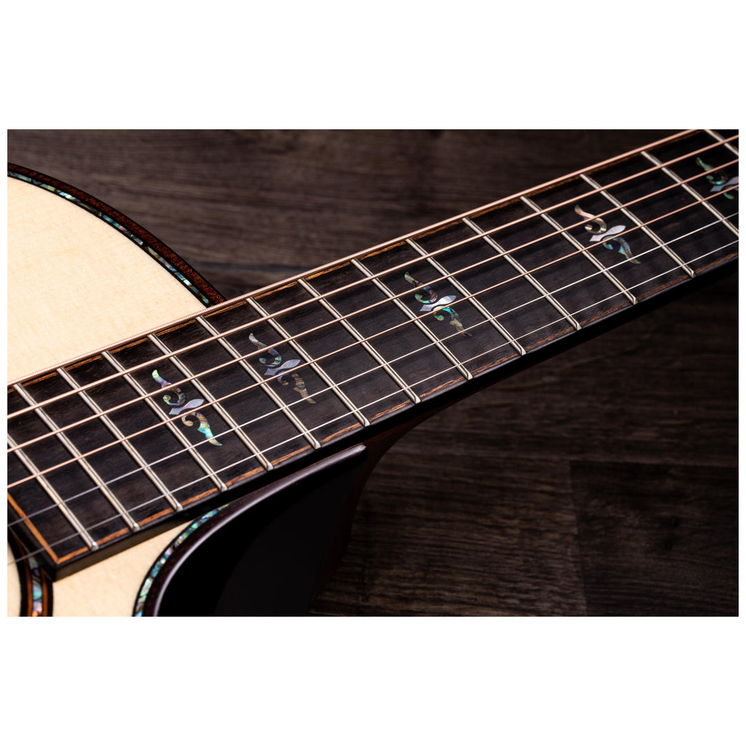 Taylor 912ce Builder's Edition Acoustic-Electric Guitar, Natural